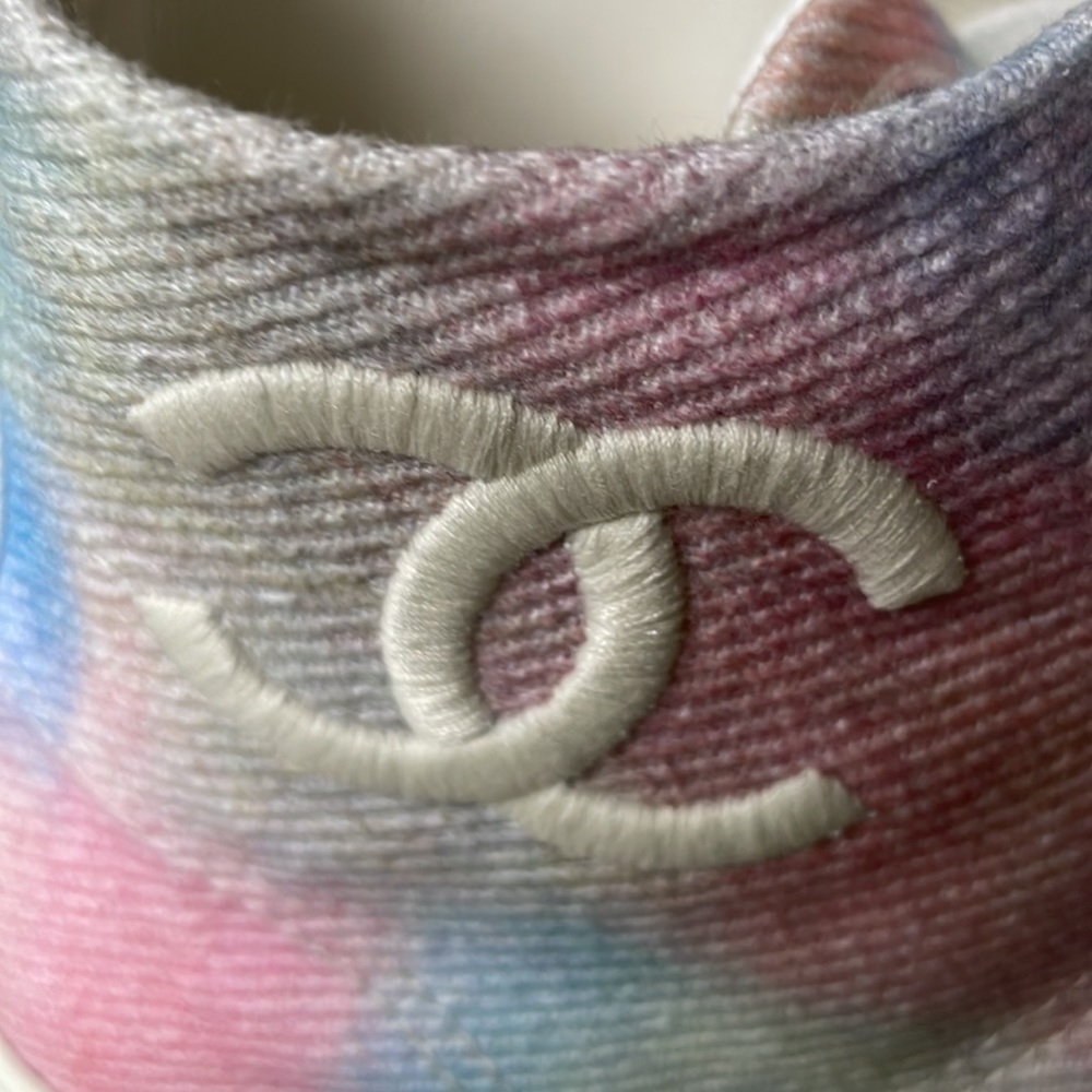 Chanel white pink multi color high top quilted sneakers trainers flats sz 38 - Picture 7 of 11